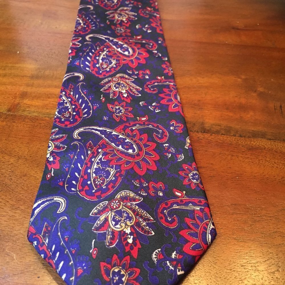 Stone & Brooks Blue Paisley 100% Italian Silk Tie 59" 4" USA